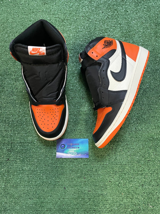 Air Jordan 1 high shattered backboard 2025
