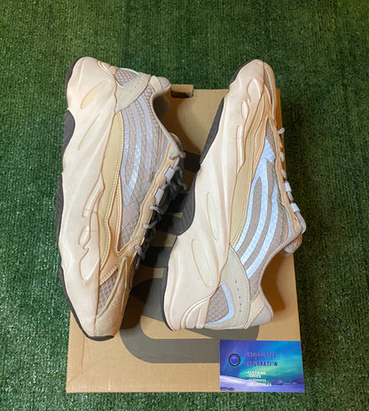 Adidas yeezy boost 700 v2 cream size 11men/12.5women