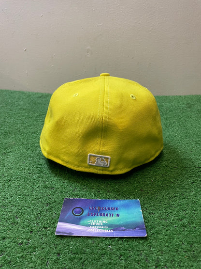 Seattle Mariners yellow fitted hat