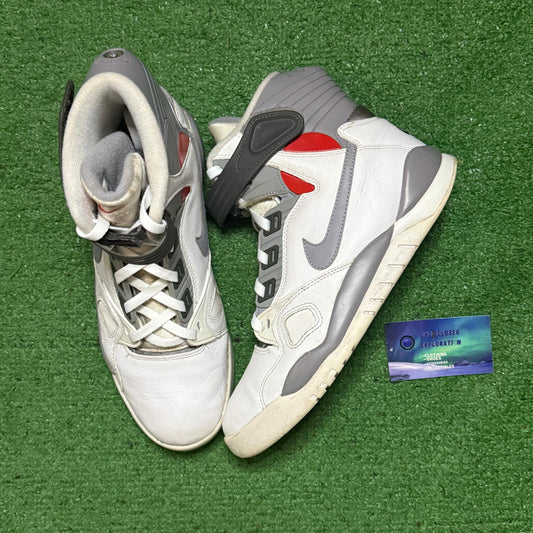 Nike Air Pressure David Robinson White Cement 9.5 Men/11 Women “Preowned”