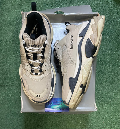 Balenciaga triple S beige size 8men/9.5women(EU 41)
