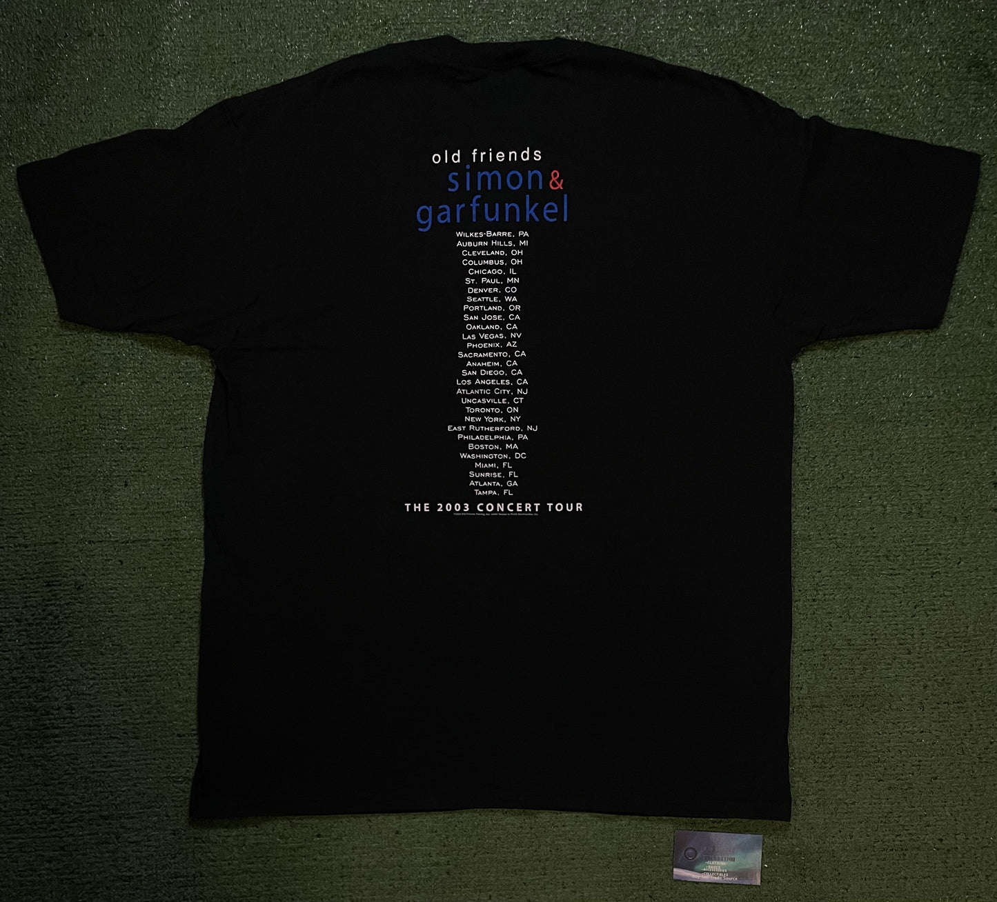 vintage 2000s Simon & Garfunkel Old Friends concert tour tee
