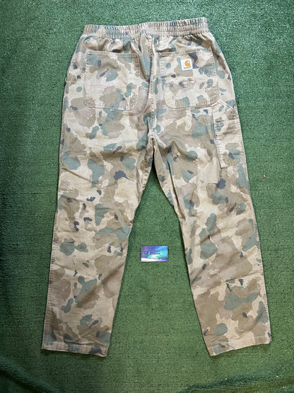 Carhartt WIP camo  pants