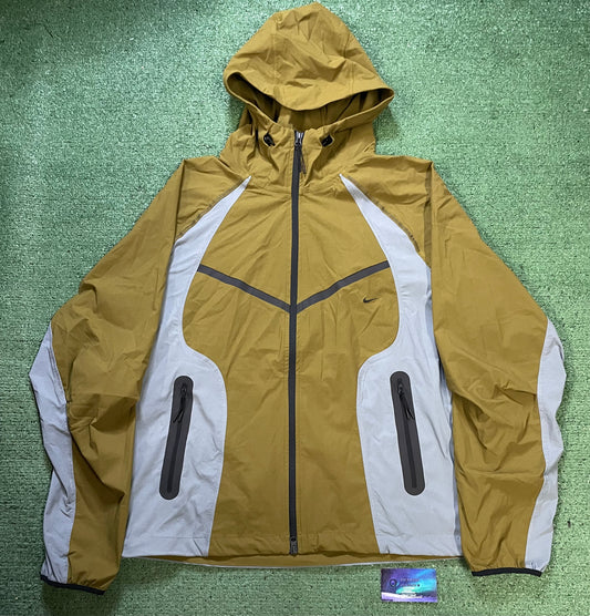 Nike Woven olive green & grey Windrunner Jacket