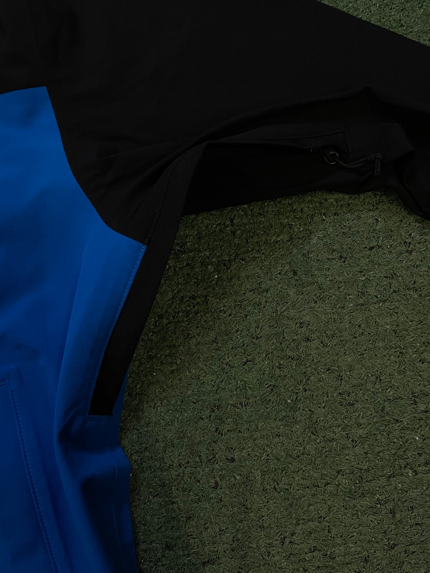 The North Face  Active Stretch  blue Rain Shell jacket