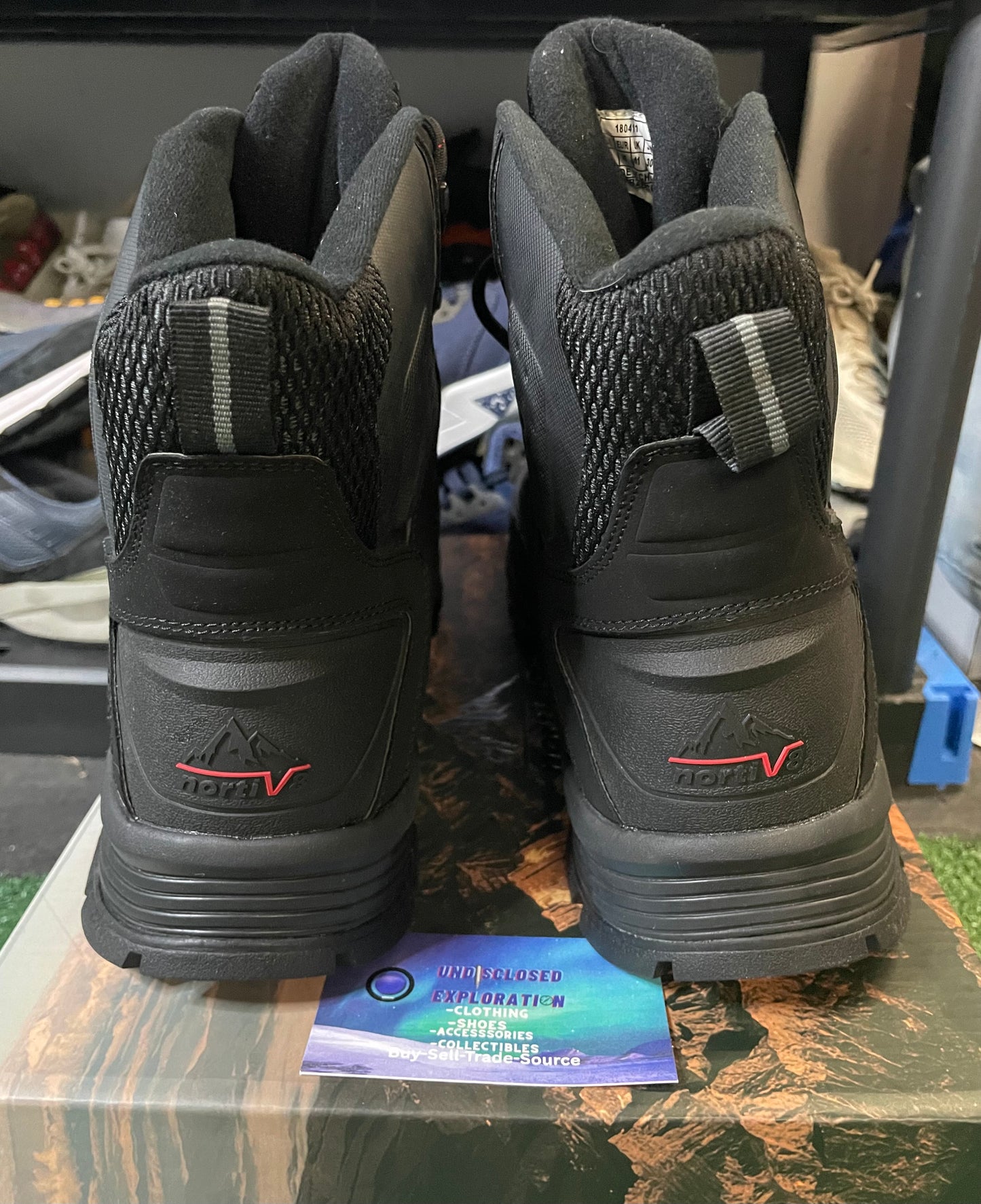 Nortiv 8 black boots