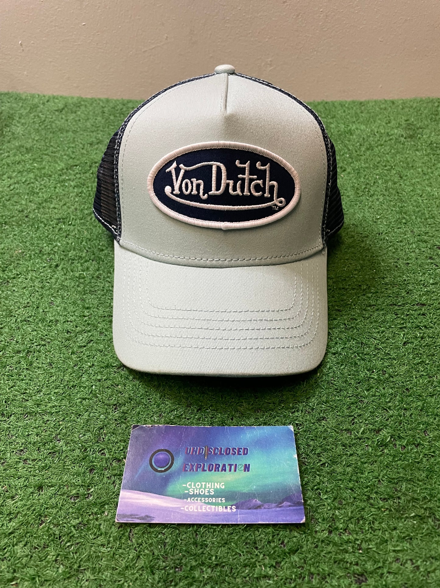 Von Dutch blue staple hat
