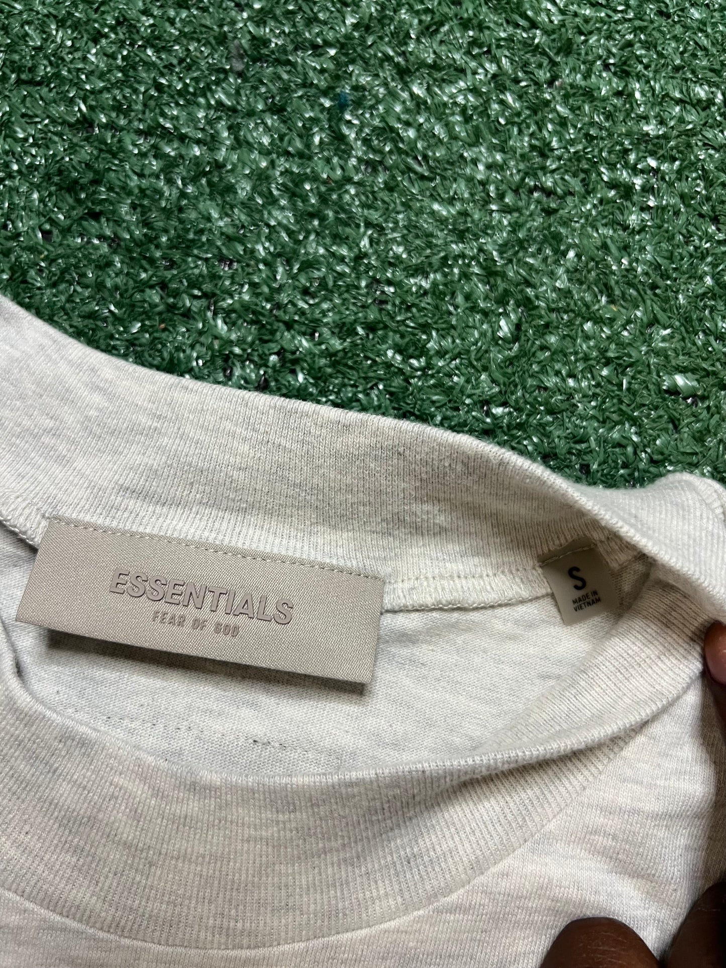 Fear of god essentials 1977 light oatmeal tee