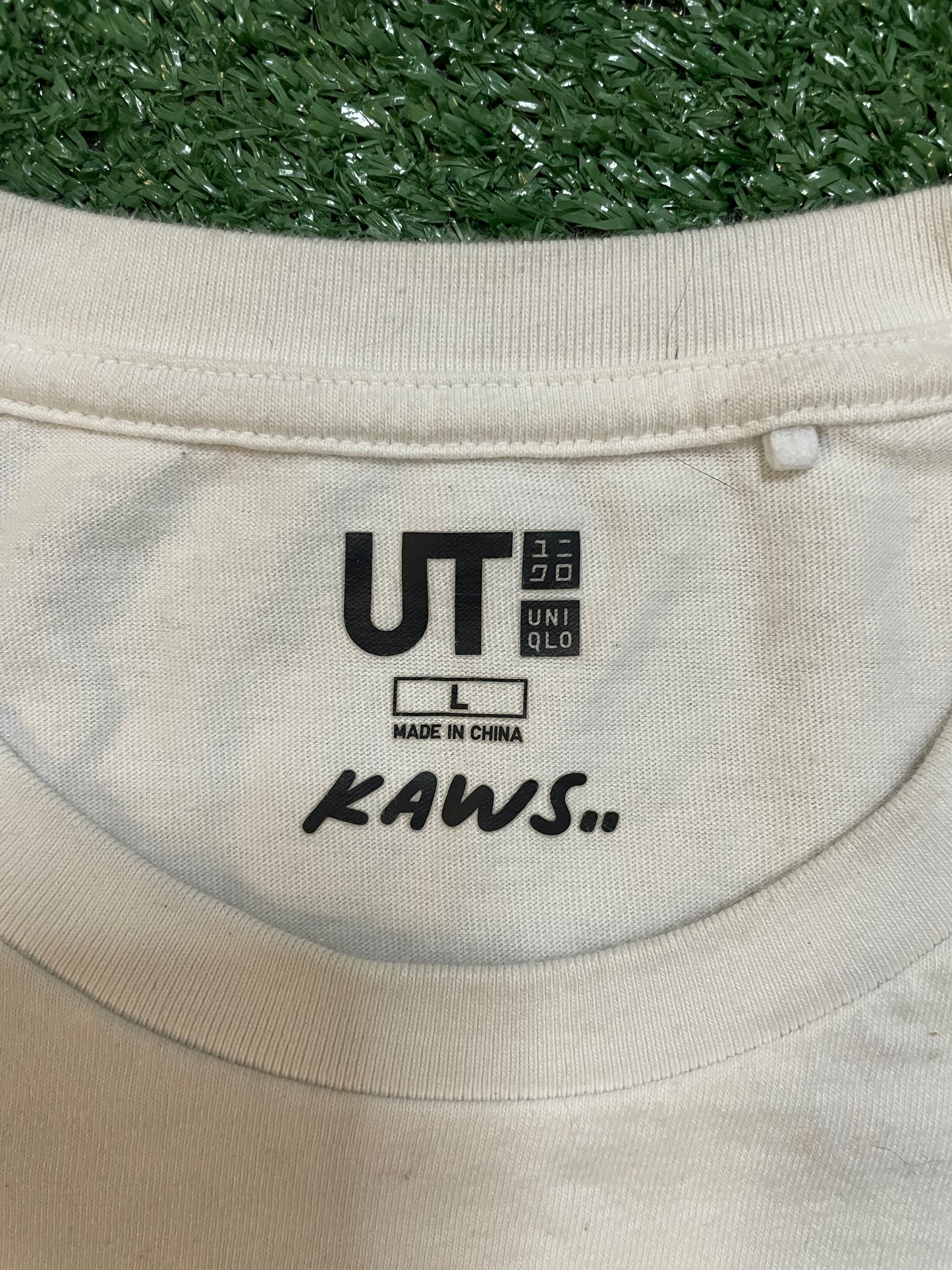 Kaws X Uniqlo clean slate tee