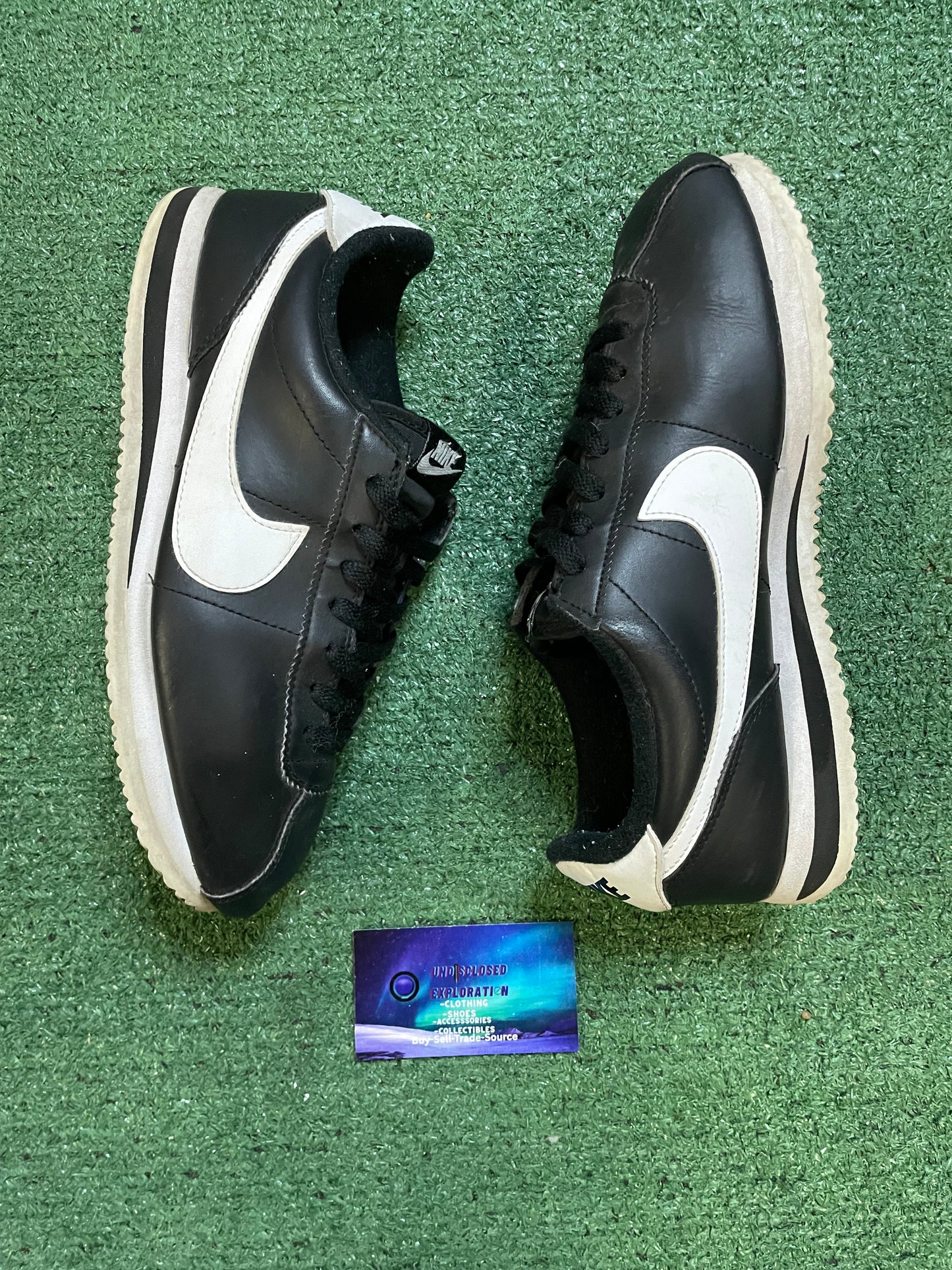 Nike black leather Cortez size 8.5men/10women