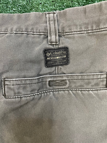 Columbia grey utility shorts