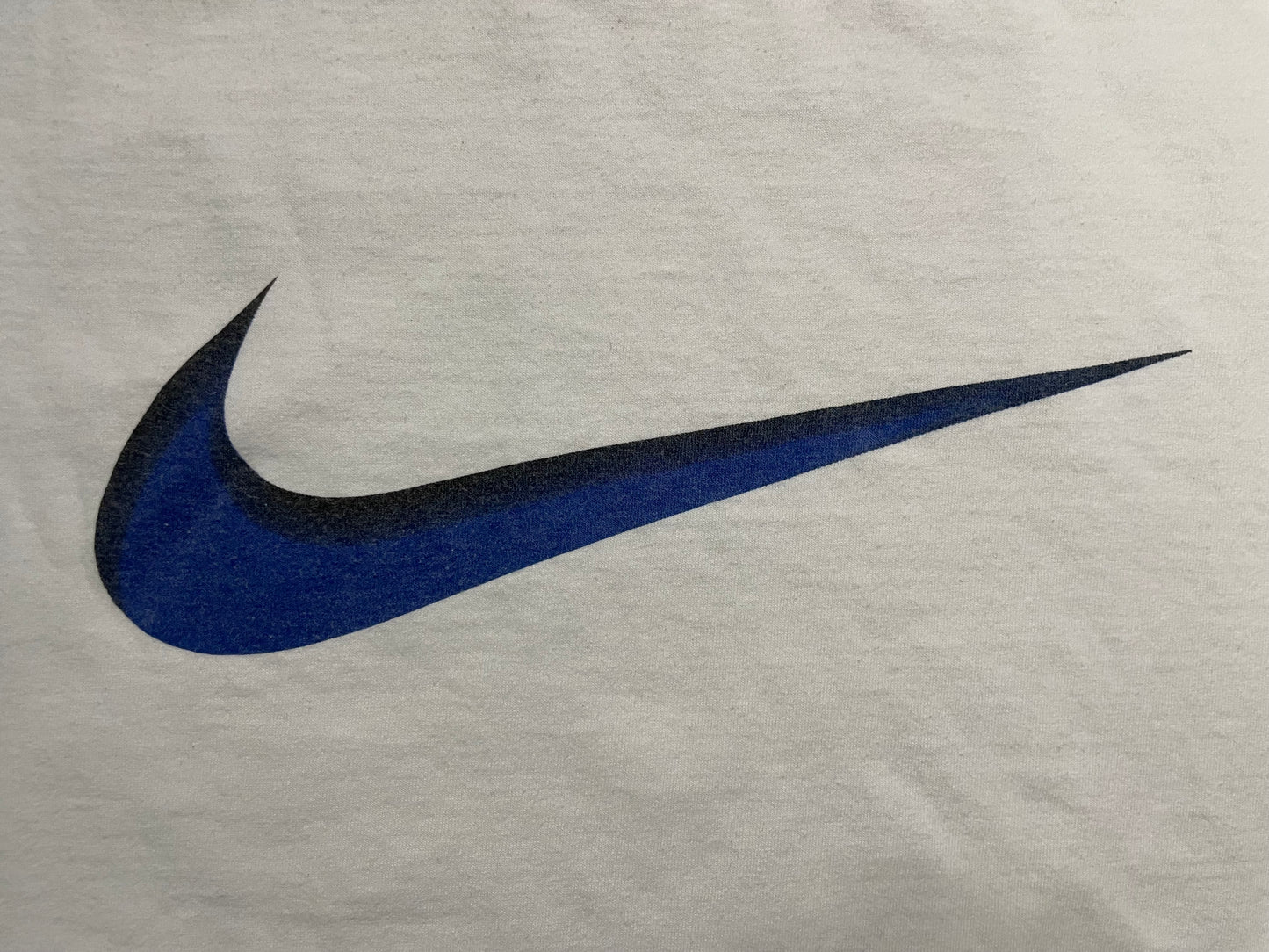Vintage 1990s Nike center swoosh tee