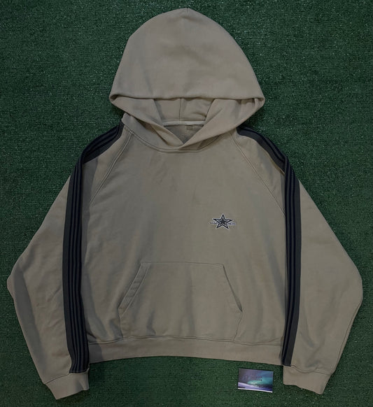 GV Gallery raspberry sage star hoodie