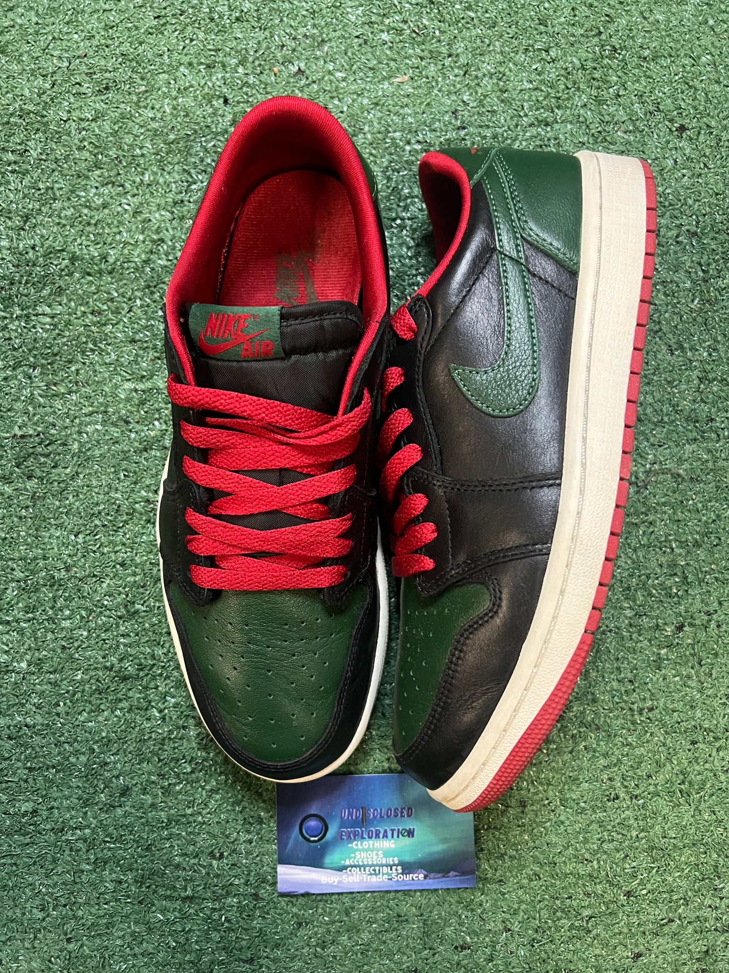 Air Jordan 1 low black gorge green size 7youth/8.5women