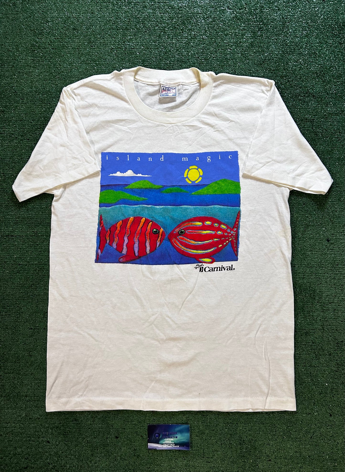 Vintage 1990s Island Magic carnival tee