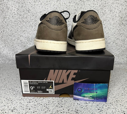 Jordan 1 Low Mocha 9.5 Men/11 Women “Preowned”