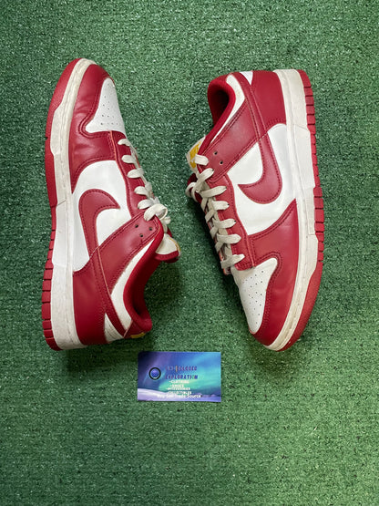 Nike dunk low gym red size 8men/9.5women