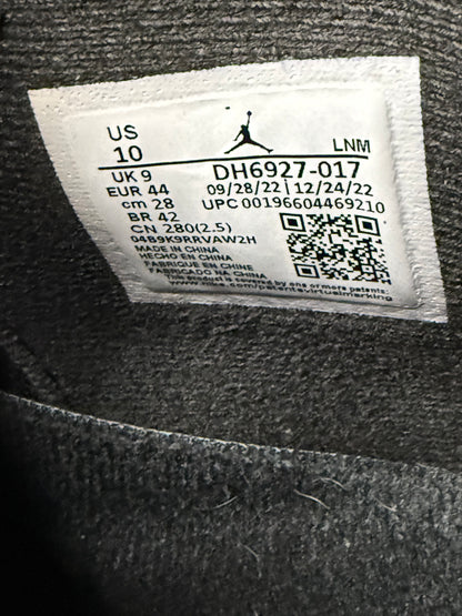 Jordan 4 Thunder 10 Men/11.5 Women