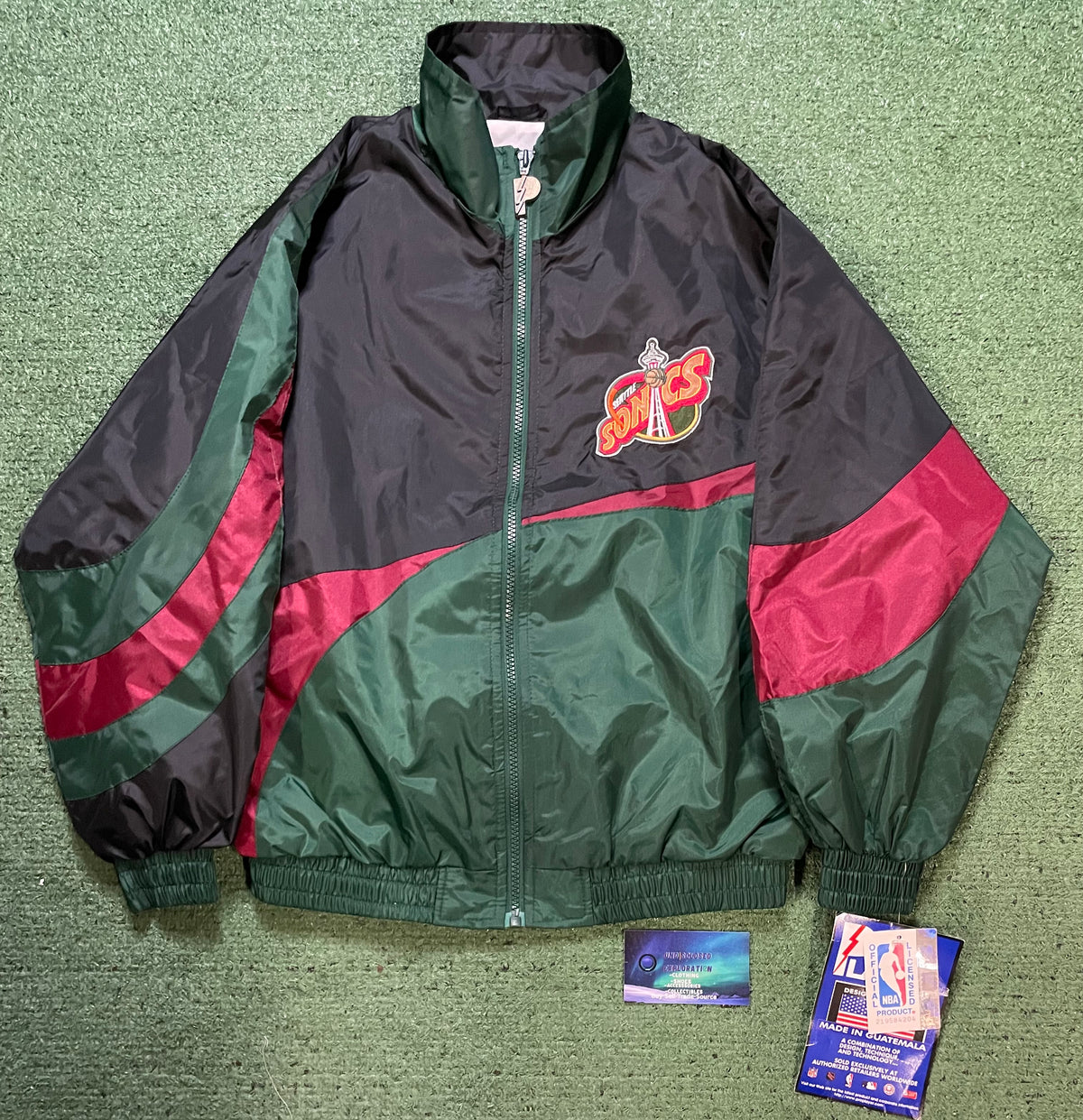 Vintage 1990s Seattle Sonics pro player youth Track suit