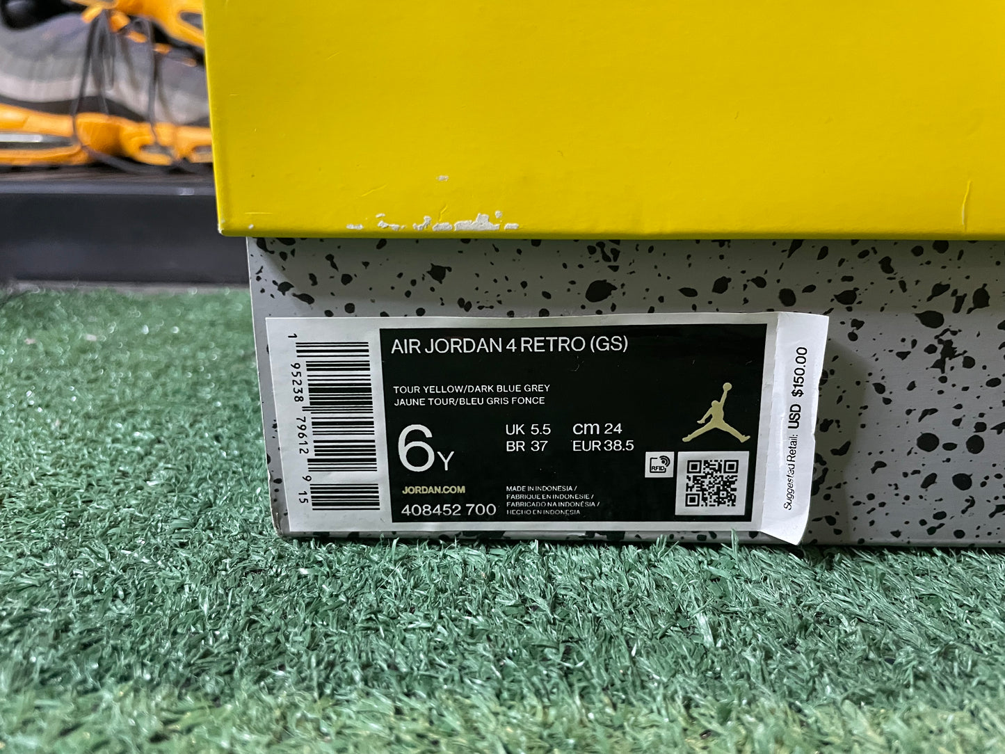 Air Jordan 4 lightning 2021