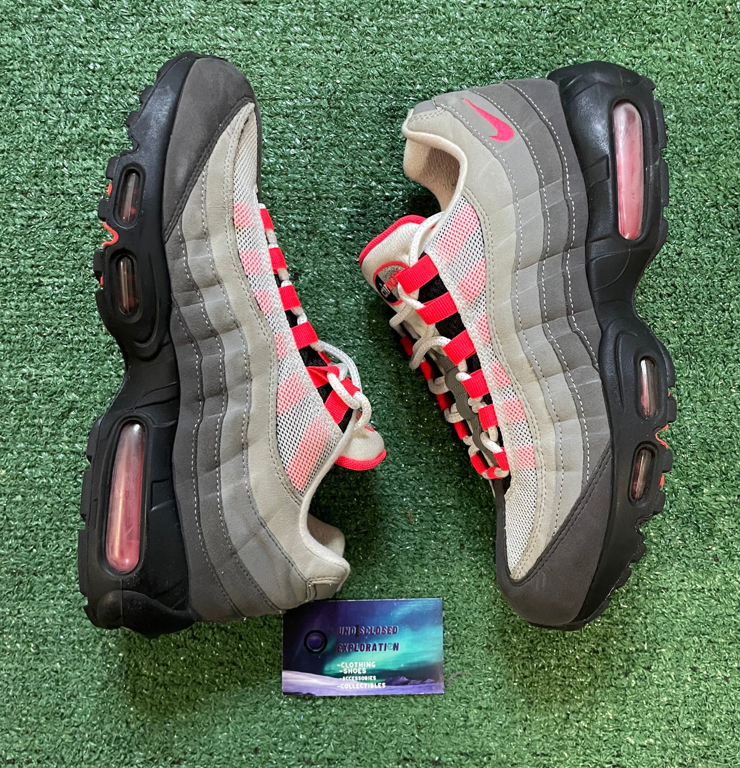 Nike air max 95 OG solar red size 8men/9.5women