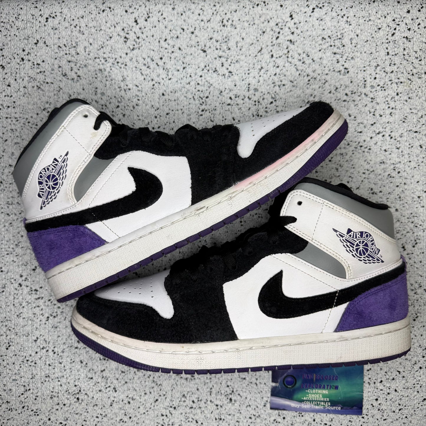 Jordan 1 Mid Varsity Purple 9 Men “Preowned”