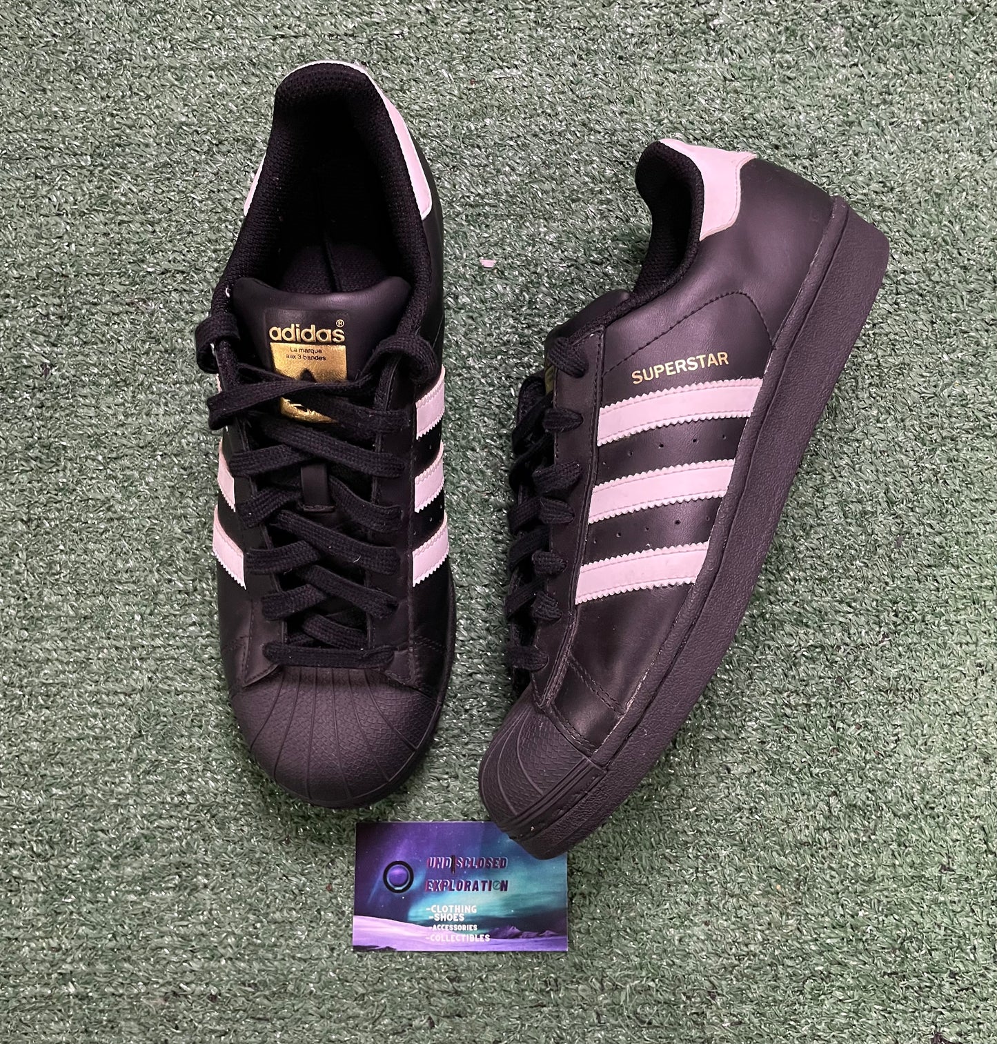 Adidas Superstar black white size 8.5men/10women