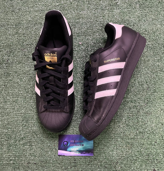 Adidas Superstar black white size 8.5men/10women
