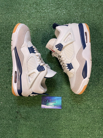 Air Jordan 4 sb  Midnight Navy size 8.5men/10women