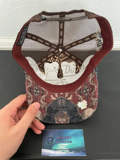 Von Dutch tapestry burgundy hat