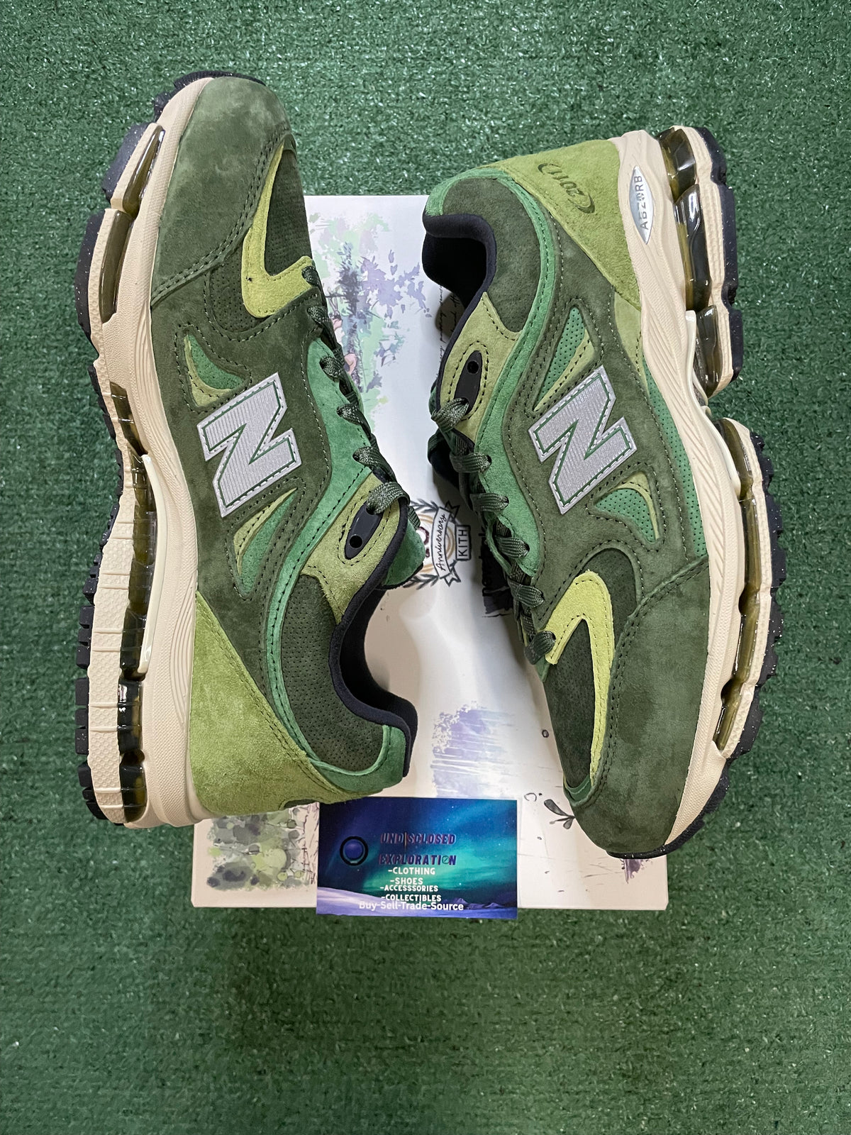 KITH x New Balance 2011 leaf green