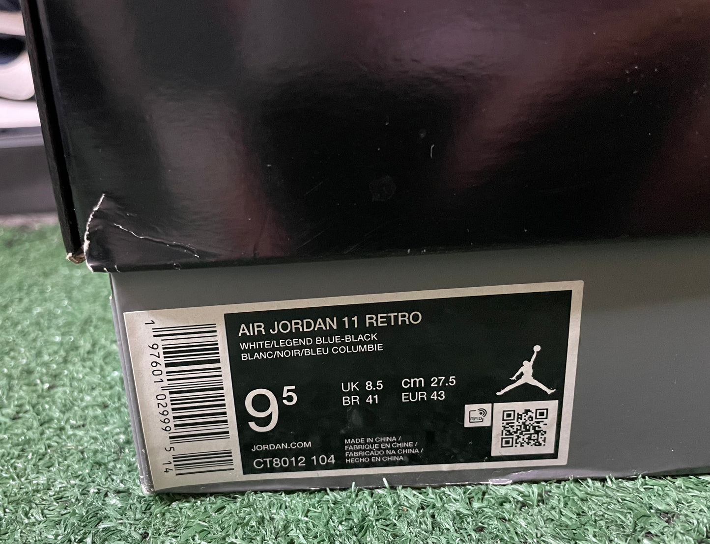 Air Jordan 11 Retro legend blue 2024 size 9.5men/11women