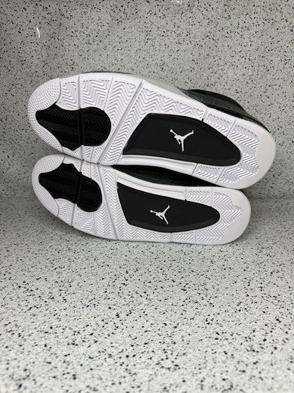 Jordan 4 Fear