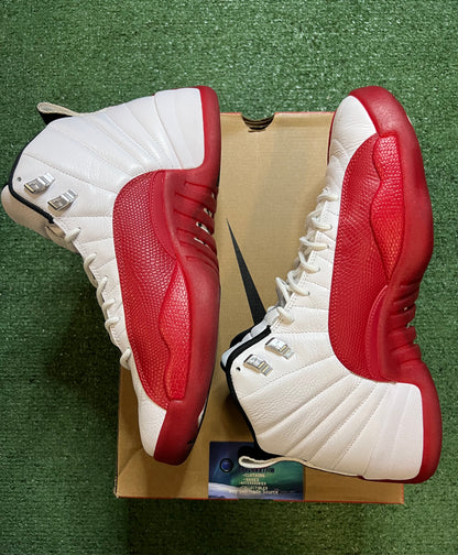 Jordan 12 cherry 2023 size 12men/13.5women