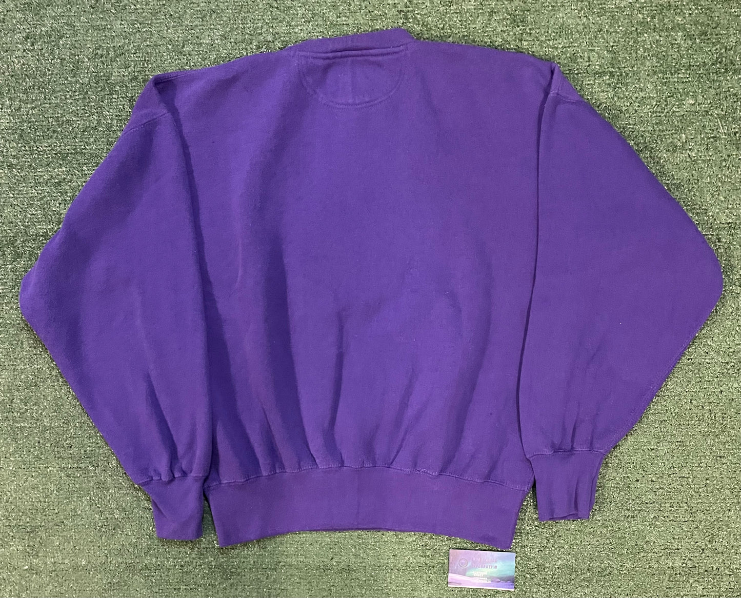 Vintage 1990s UW university of huskies embroidered purple crewneck