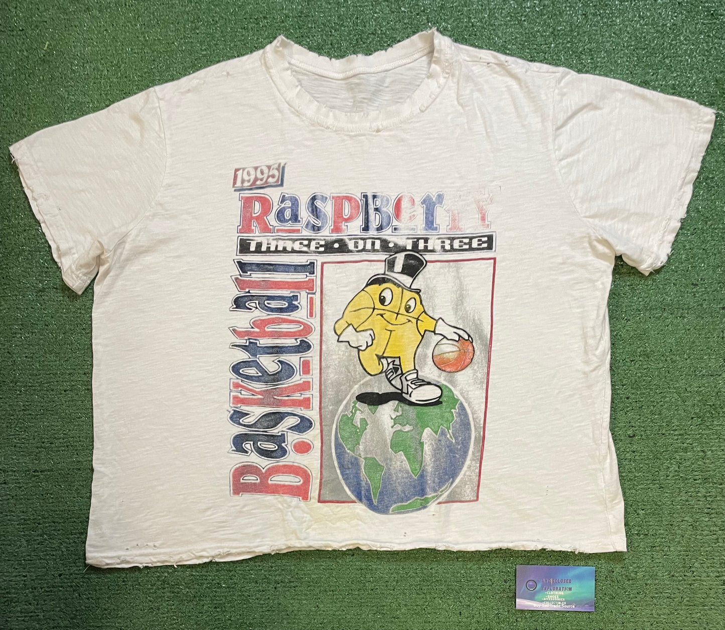 Gv Gallery Raspberry hills gravity tee