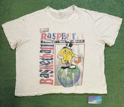 Gv Gallery Raspberry hills gravity tee