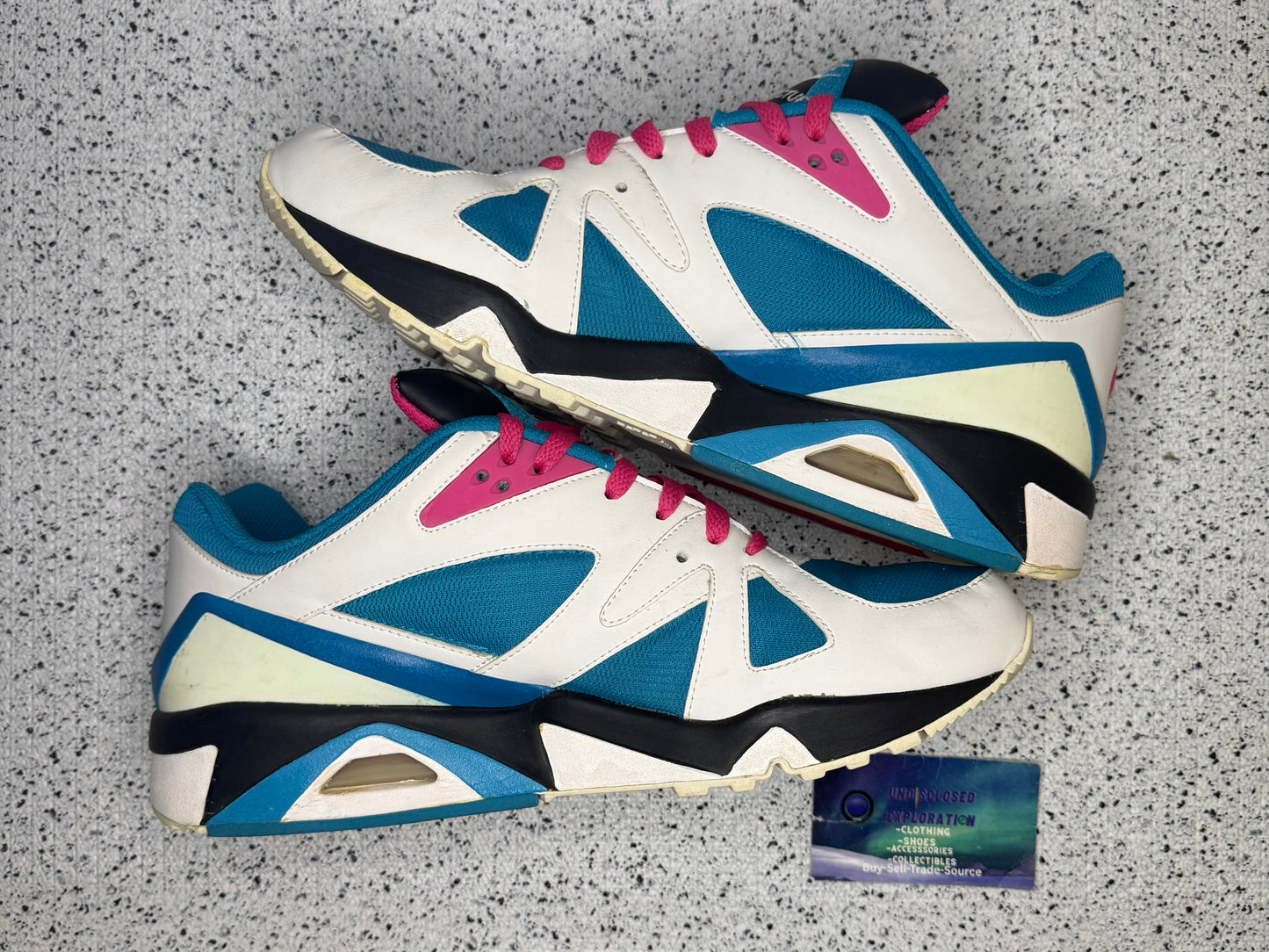 Nike Air Structure Triax 91 Vivid Pink 11.5 Men/ 13 Women “Preowned”