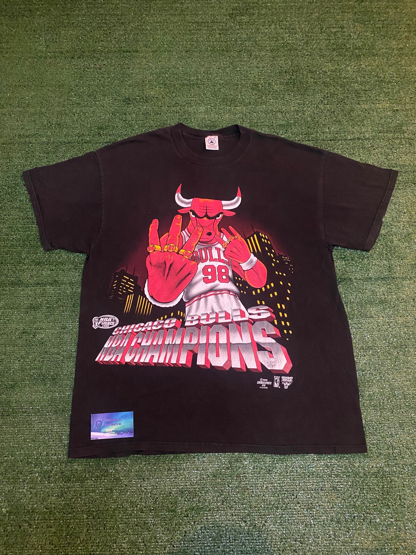 Vintage Chicago bulls 6 peat champions tee