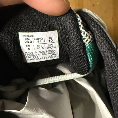 ASICS GT 2160 Teal Gold 10 Men/11.5 Women “Preowned”