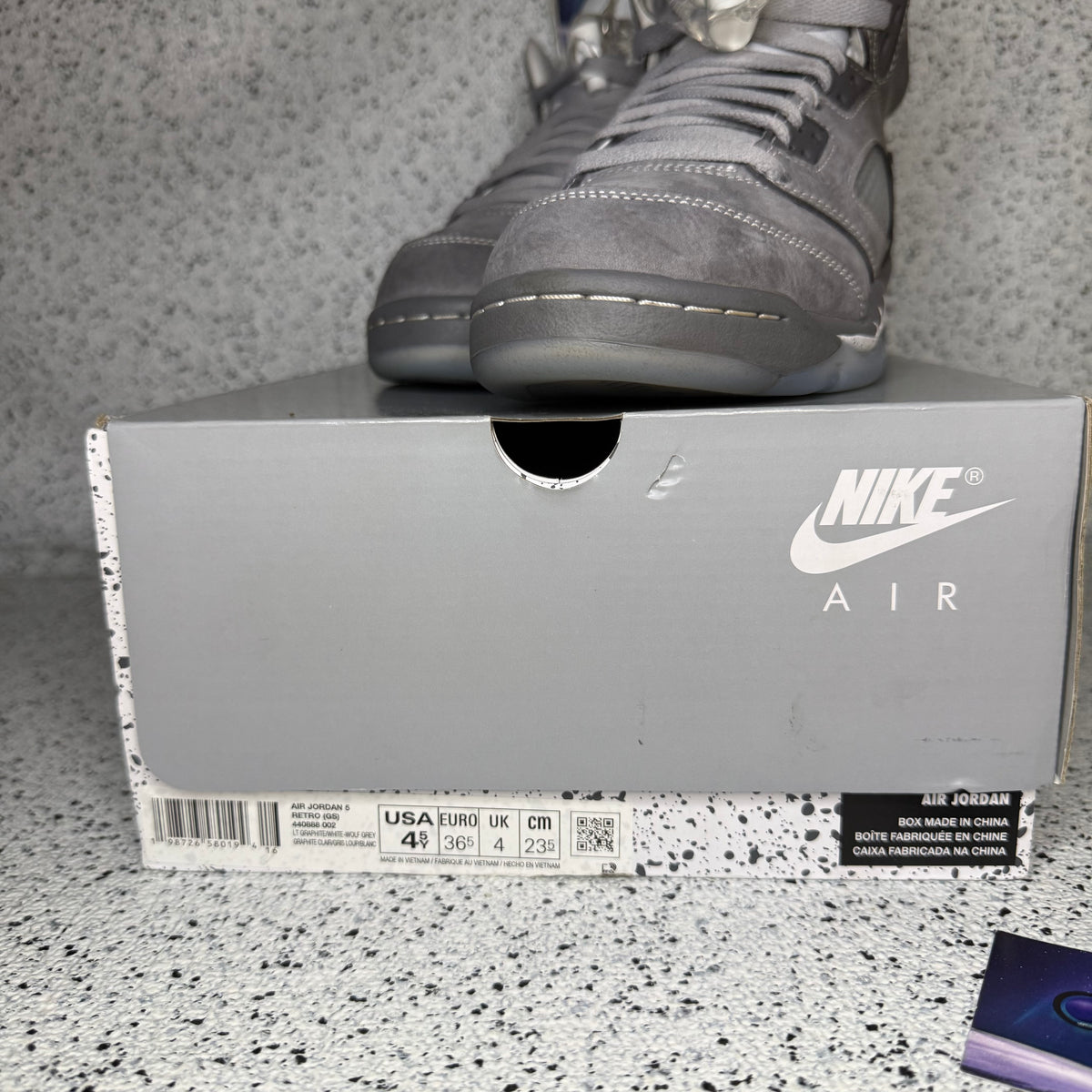 Jordan 5 Wolf Grey 4.5 Youth “Preowned”