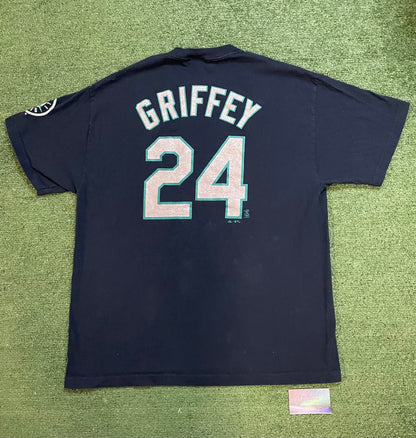 Vintage 2000s Ken Griffey #24 player tee