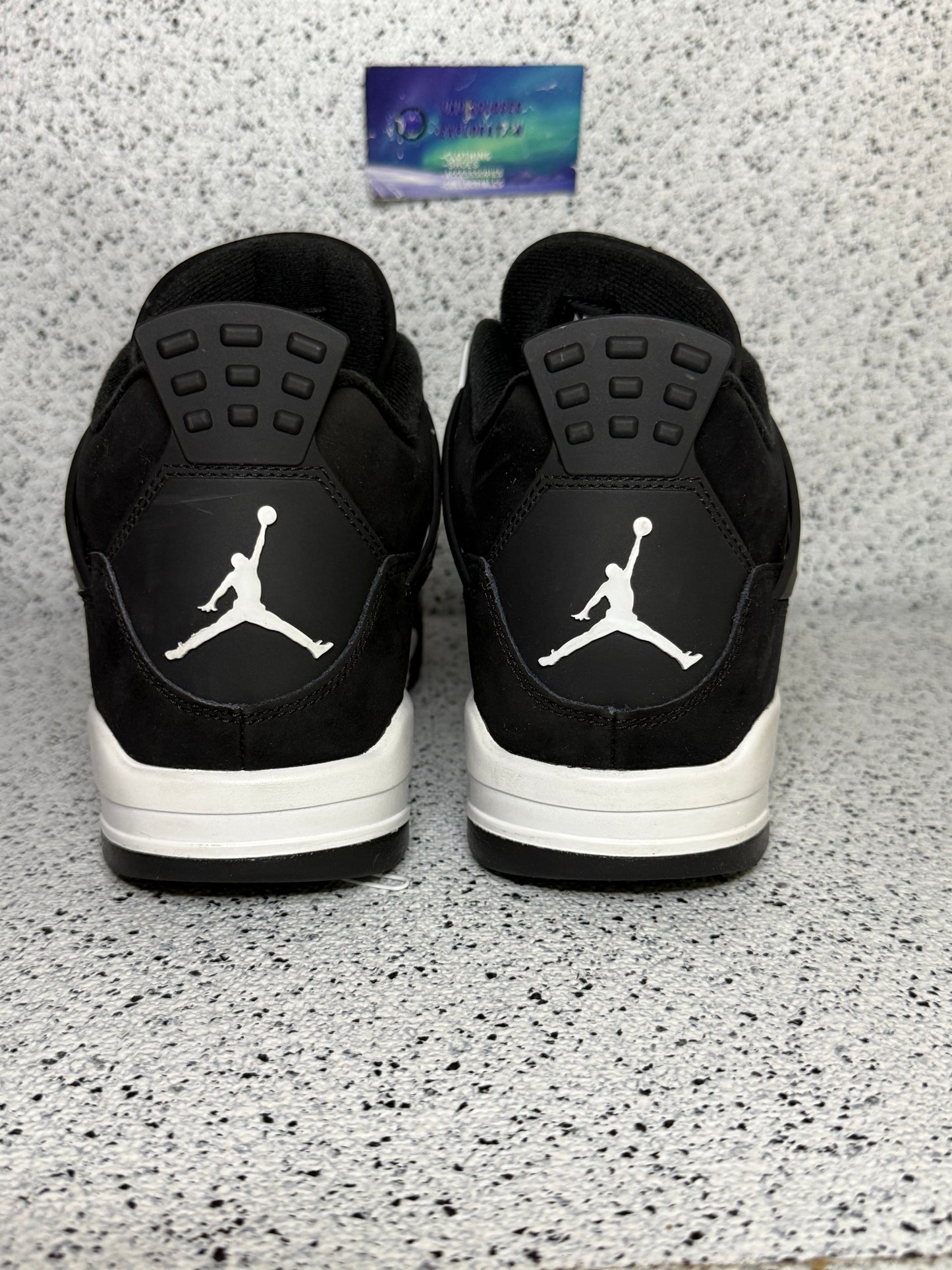 Jordan 4 White Thunder 9.5 Men/11 Women “Preowned”