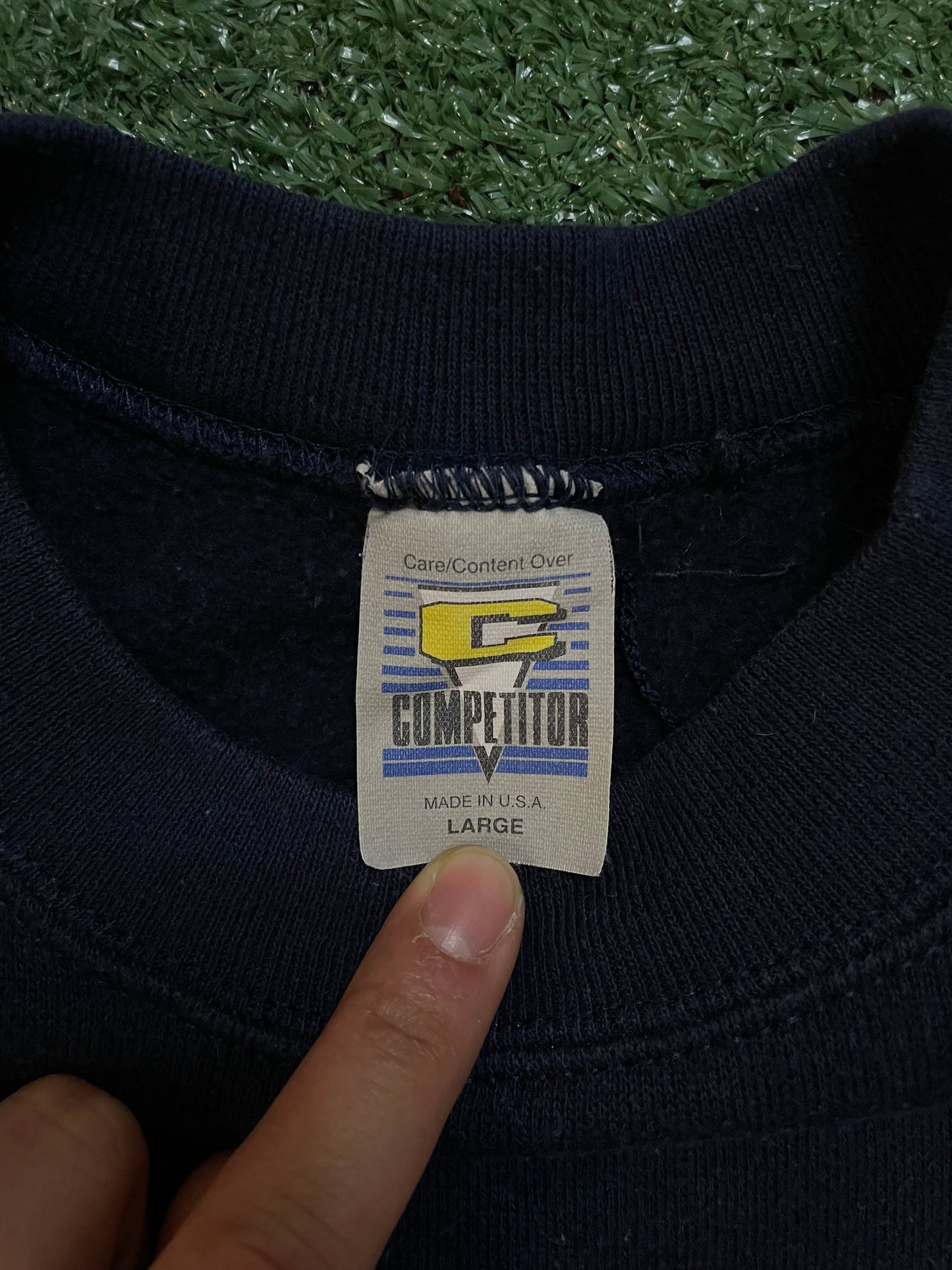 Vintage 1990s SuperBowl 29 XXIX San Diego Chargers embroidered crewneck