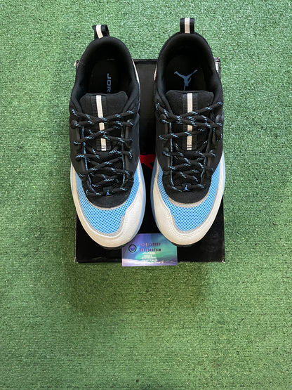 Jordan Trunner university blue