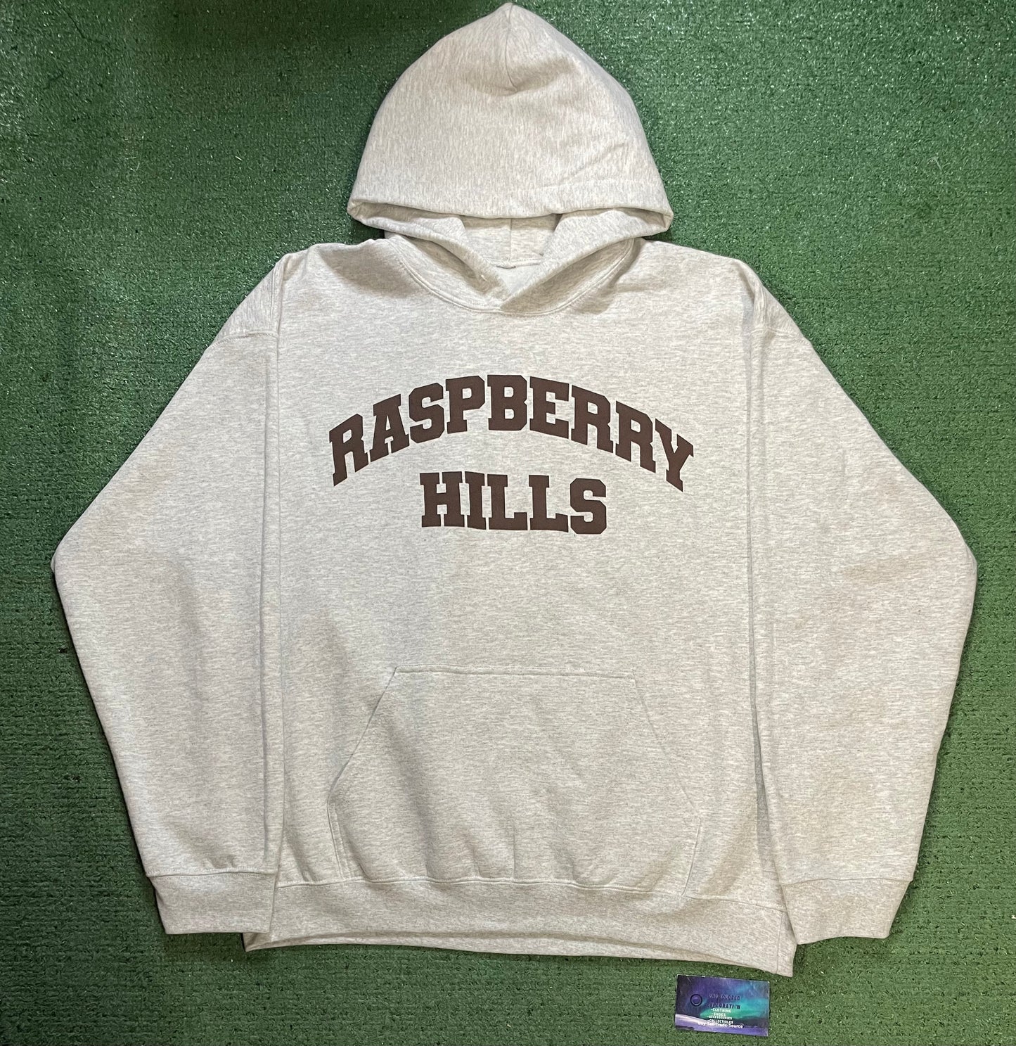 GV Gallery raspberry Hills grey & brown pullover hoodie