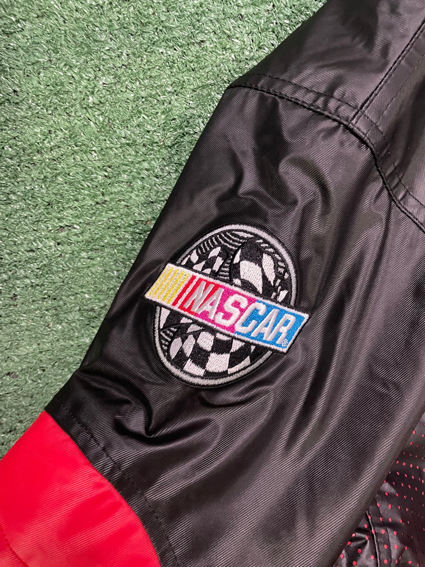 Vintage 1990s Dale Earnhardt NASCAR racing Goodwrench Service jacket