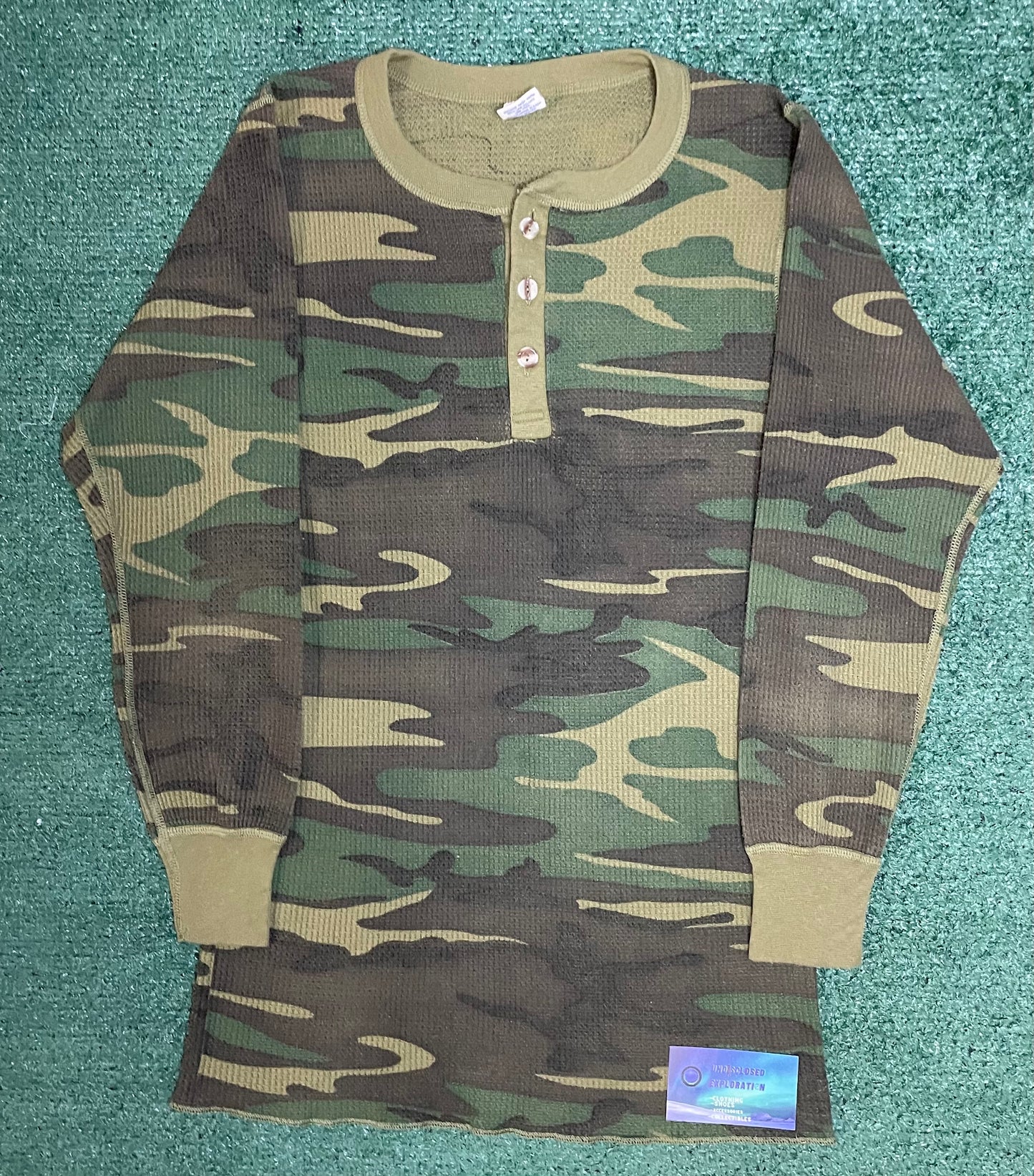 Vintage 1970s JE Morgan Camo longsleeve