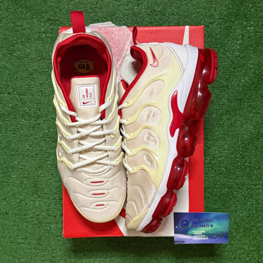 Nike Vapor Max White University Red 9.5 Men/11 Women “Preowned”