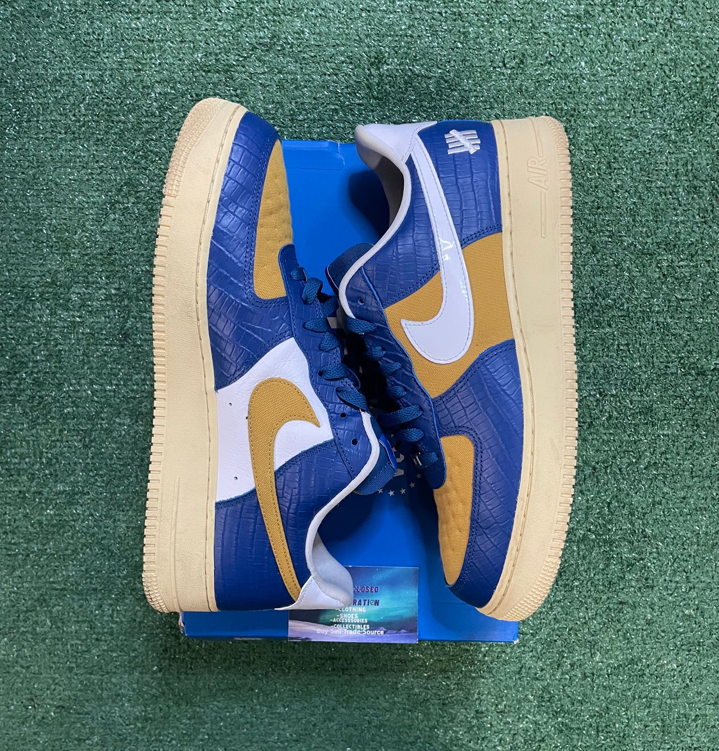 Nike Air Force 1 Low SP Dunk Vs AF1  Undefeated size 11men/12.5women